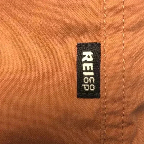 REI Womens- CO-OP SAHARA BERMUDA SHORTS - Picture 4 of 9